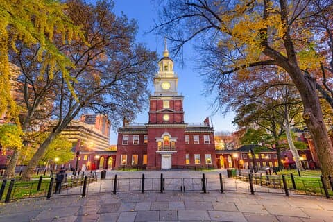 Udforsk landemærkerne i Philadelphia fra New York
