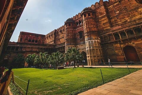 Excursion d'une journée au Taj Mahal et à Agra au départ de Mumbai avec des vols commerciaux des deux côtés