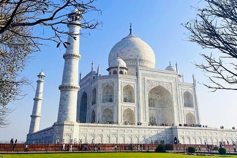 2-tägige private Tour nach Taj Mahal bei Sonnenaufgang, Agra & Jaipur ab Delhi