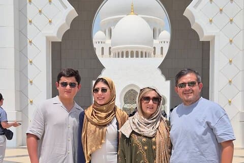 Private Abu Dhabi Half Day Aladdin Tour: Souks, Mosque, & Ferrari