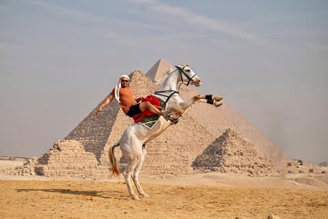 Piramidetour door Gizeh met kameelrit en springpaardenfoto
