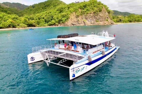 Schnorcheln und Sonnenuntergang Katamaran Kreuzfahrt ab Tamarindo