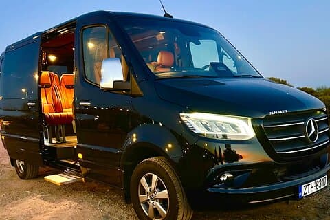 Private transfer from Piraeus port to Athens Airport