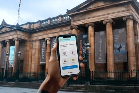 Tour a piedi autoguidato di Edimburgo con quiz