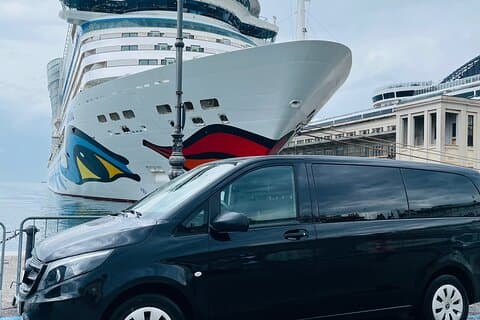 Traslado privado en autobús a la terminal de cruceros de Rávena en Venecia