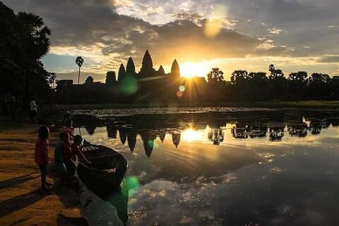 Excursão privada em Angkor Wat, Ta Prohm, Angkor Thom & Banteay Srie