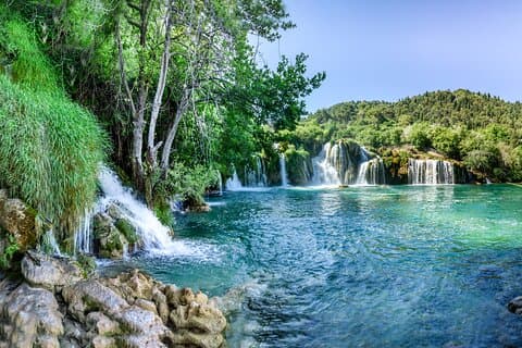 Plitvice Lakes Tour with Private Transfer from Zagreb