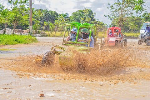 ATV- eller boogieboarding på stranden i Punta Cana