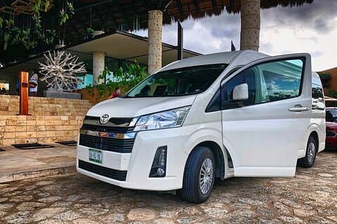 Private Shuttle to Cancun International Airport