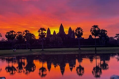 Visite de 2 jours du village flottant d'Angkor Wat Kulen Mountain Beng Mealea