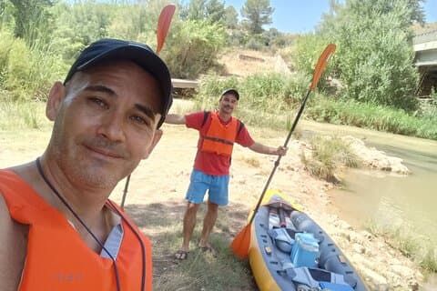Escursione in kayak per famiglie con cascate ed escursione