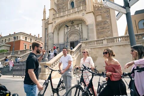 Excursion à vélo électrique à Madrid, expérience autonome d'une demi-journée