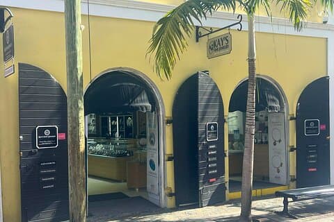 Drinks & Diamonds Shopping Experience in St. Thomas