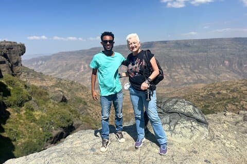 Excursión de un día desde Addis Abeba a Debre Libanos y garganta del Nilo Azul