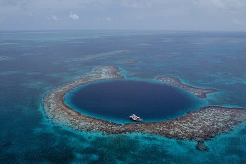 Great Blue Hole and Lighthouse Reef Atoll Snorkel Adventure