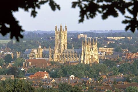 Leeds Castle, Catedral de Canterbury, e Dover Tour de Londres