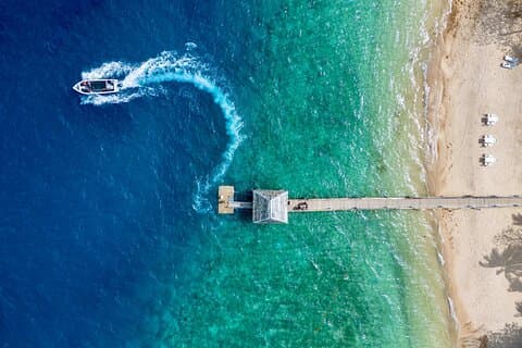 Malolo Island feriesenter dagstur med lunsj og vannsport