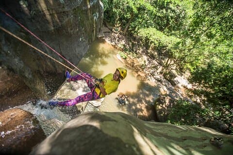 Aventura de rappel Tarapoto en la cascada de Talliquihui
