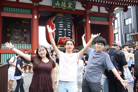 Tokyo: Private Asakusa Walking Tour with Sensoji Temple