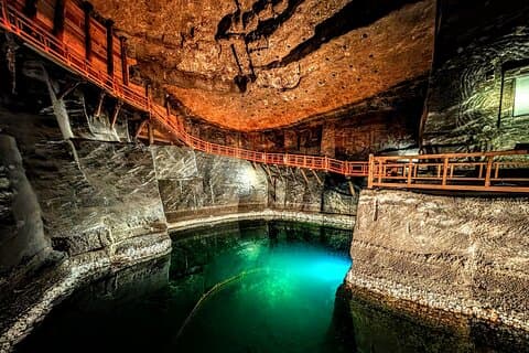 Rundtur i saltgruvan i Wieliczka med upphämtning på hotell