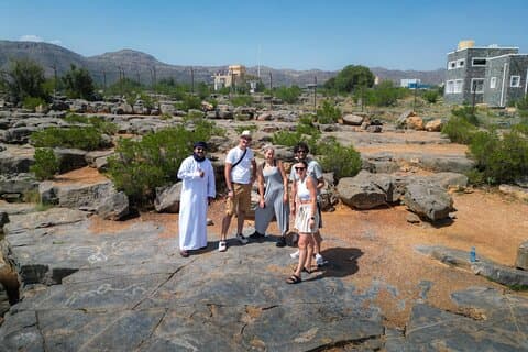 Maskat : Ganztägige Allradtour nach Nizwa, Jebel Akhdar & Birkat Al Mouz