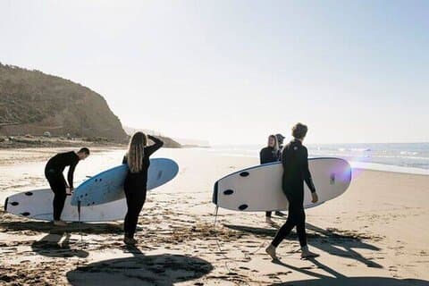Experiência de surf projetada para todos os níveis de habilidade – Agadir