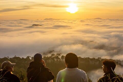 Da Lat Sunrise Hiking at Hon Bo Peak
