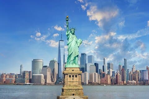 Guidet tur til Frihetsgudinnen og Ellis Island med fergetransport