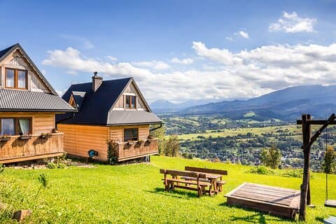Tour a pie exclusivo por el casco antiguo de Zakopane con guía privado