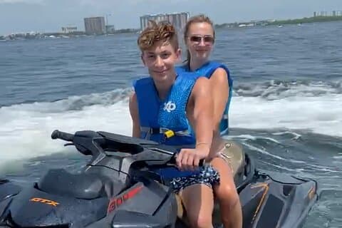 Miami Island Adventure Jet Ski Tour Porta un partner gratuitamente