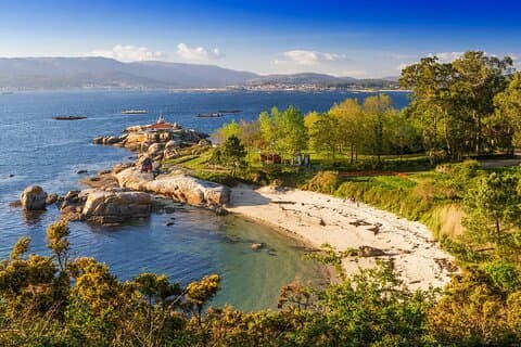 Degustazione di vini e isole panoramiche a Rias Baixas