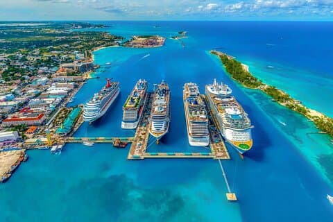 Private Cape Liberty zum JFK Flughafentransfer - Ihre exklusive Fahrt