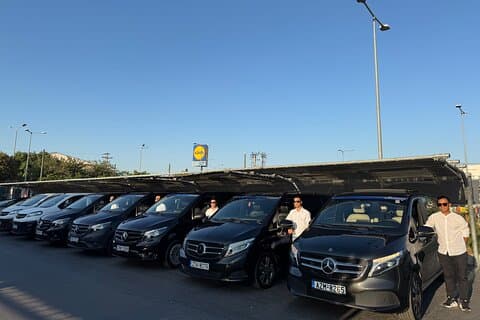 Kinesiska talande förare privat transfer i Aten