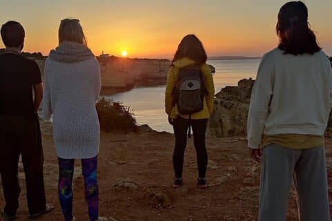 Sunrise Zen : Qigong & Meditatie op Marinha Beach