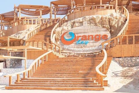 Orange Bay Day Tour med snorkling Lunch och Banana Boat Fun