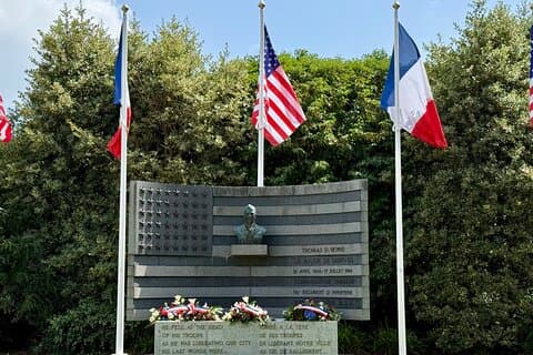 Historic walking tour of Saint-Lô capital of the ruins