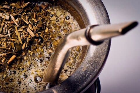 Ceremonia de Yerba Mate y Taller de Alfajores