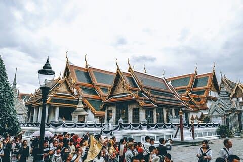Excursión de medio día al templo de Bangkok con el Gran Palacio y el Barco Express