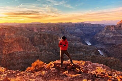 VIP Luxury Grand Canyon West and Hoover Dam with Skywalk