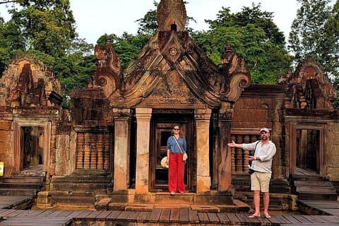 Tour privado de Angkor Wat, Ta Prohm, Angkor Thom & Banteay Srie