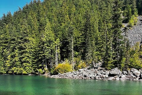 Sevärdheter i Lindeman och Chilliwack Lakes