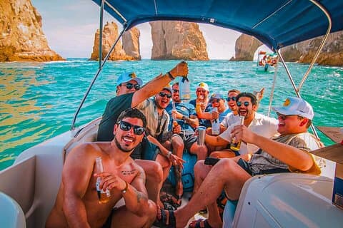 Cabo life Yate Privado en Los Cabos | 10 PAX & 3 HRS