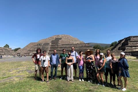 Dagsutflykt till Teotihuacan och Guadalupe-basilikan
