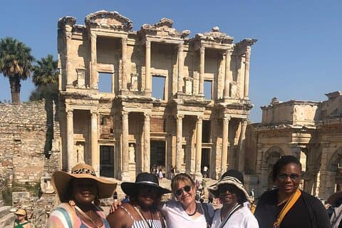 Ephesus & Sirince Village + Mittagessen für Kreuzfahrer - Opt Turkish Bath