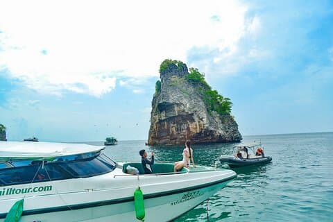 Full Day Snorkeling Tour to Koh Rok and Koh Haa from Koh Lanta