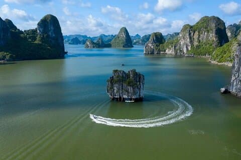 Halong Bay 7 Stunden Luxus-Tagesausflug ab Halong by You Cruises