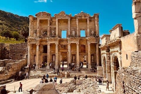 Daily Ephesus Tour with Skip-The-Line Tickets, Lunch and Transfer