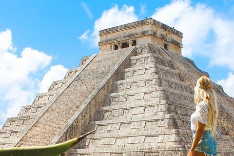 Chichen Itza Tour Full Day Pyramid, Cenote Swim and Buffet Meal