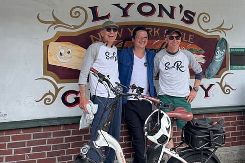Tour gastronómico en bicicleta y comer Seattle comisariado por Kenji Lopez Alt