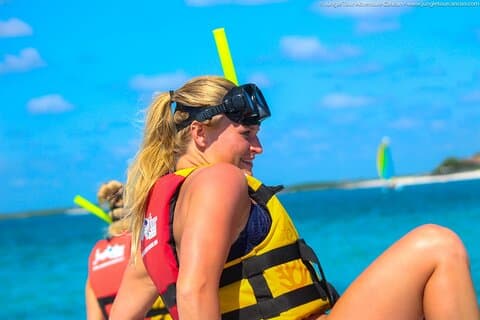 Speed Through Cancun: Explore mangueiras, recifes e MUSA em um tour